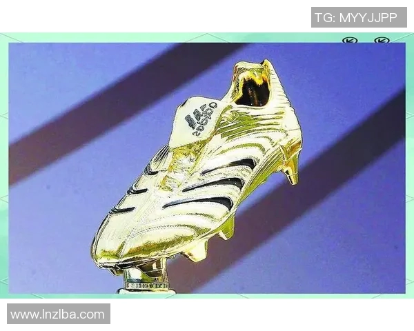 全球足坛风云:球星与足球运动员的传奇故事与辉煌历程